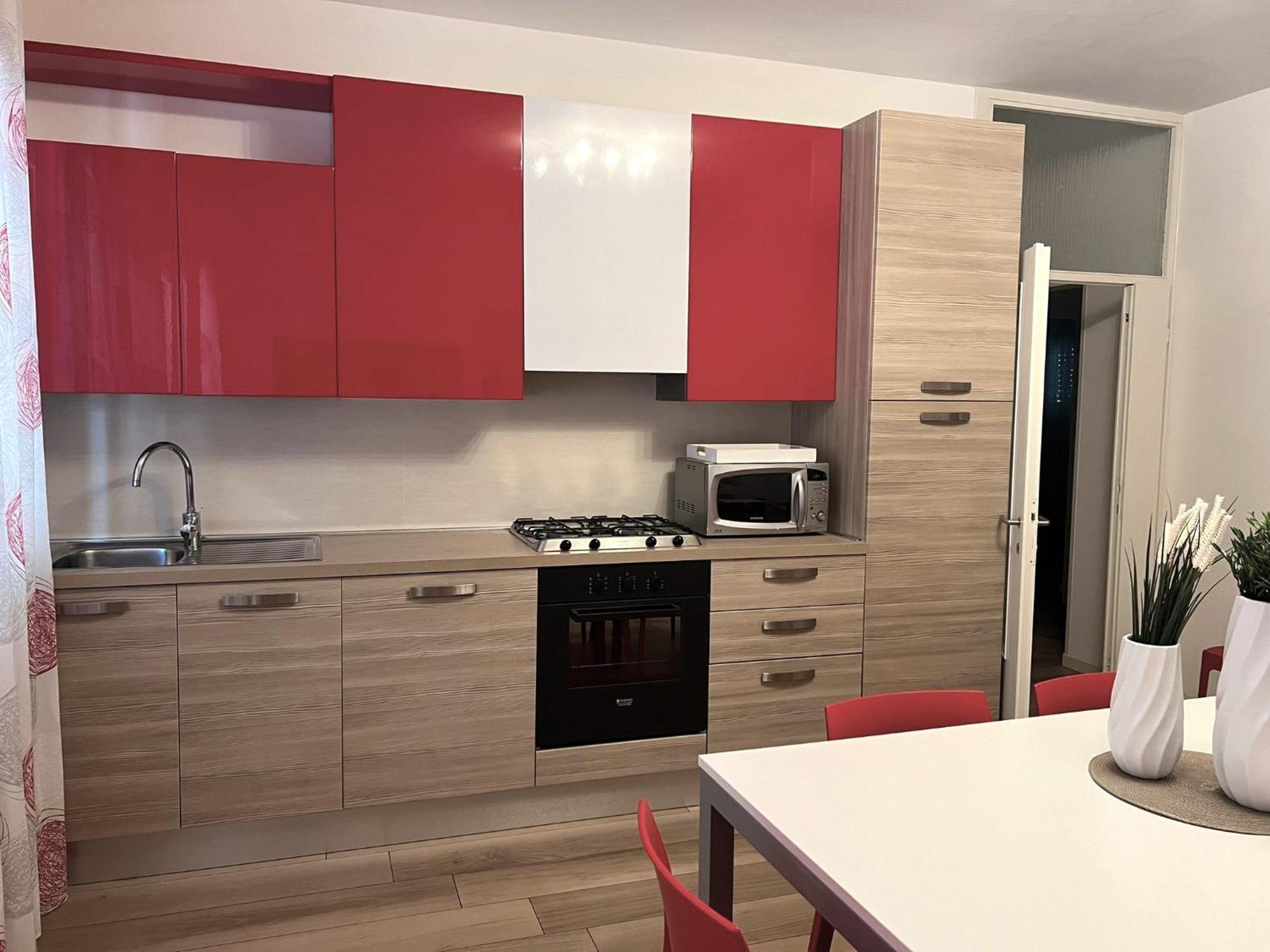 Adria Holiday Family Apartments: Beachside Comfort in Jesolo Exterior photo