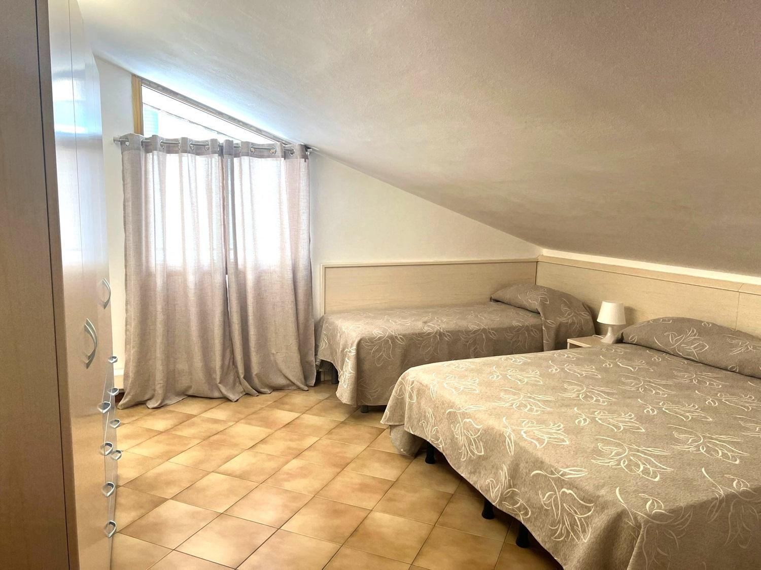 Adria Holiday Family Apartments: Beachside Comfort in Jesolo Exterior photo
