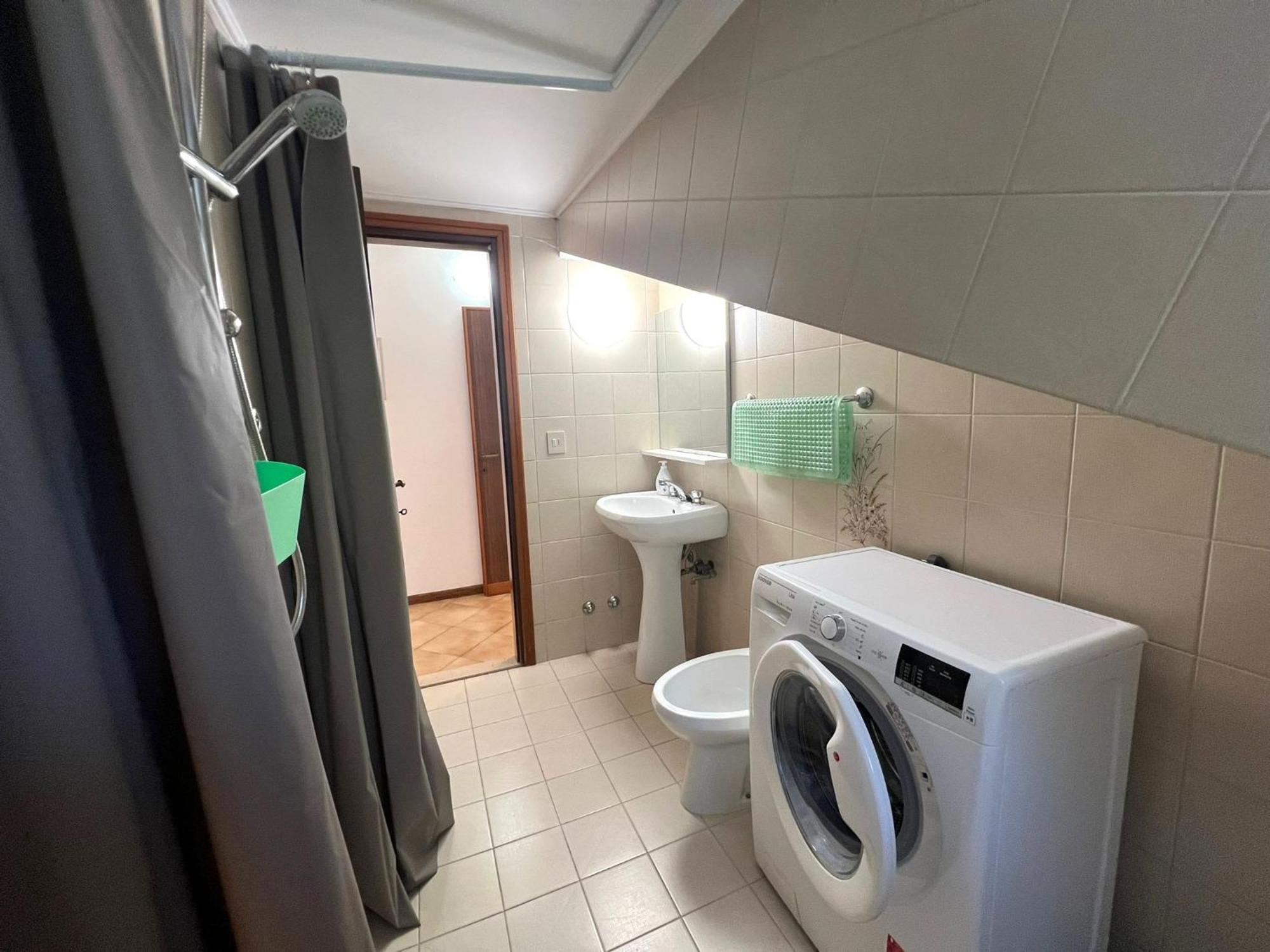 Adria Holiday Family Apartments: Beachside Comfort in Jesolo Exterior photo